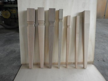 Gambe in legno tornite, COMMERCIO LEGNAME PREGIATO VERONA, SEMILAVORATI  IN LEGNO, SEGHERIA CONTO TERZI